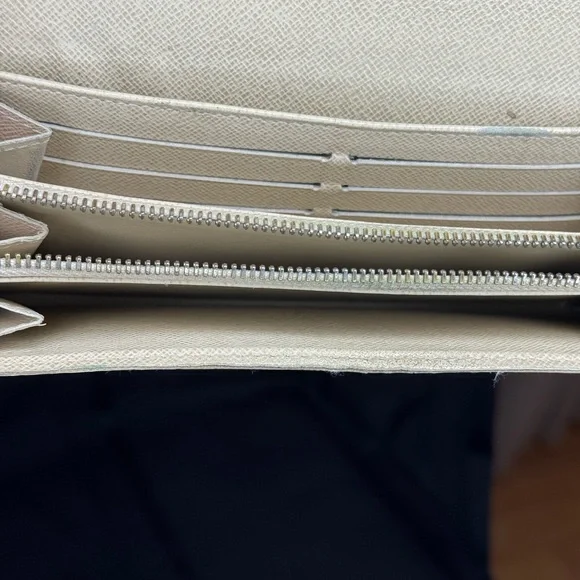 Louis Vuitton Damier Azur Canvas Wallet - Picture 16 of 16